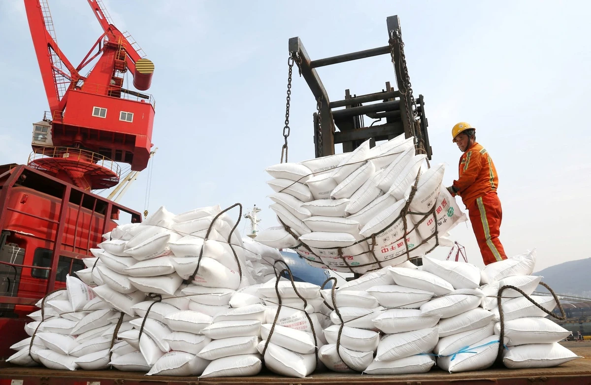 Nhập khẩu phân bón tăng mạnh trong 4 tháng đầu năm 2025